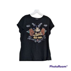 Mickey mouse xl tshirt